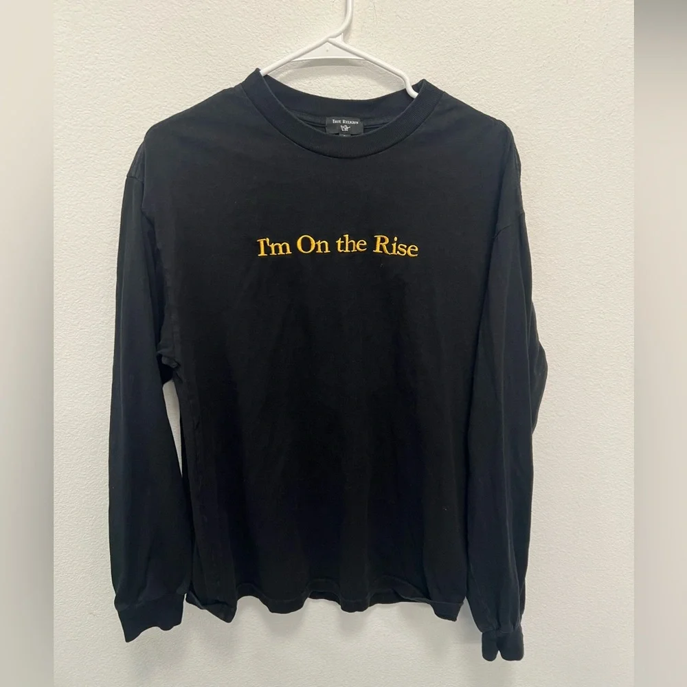True Religion Black Long Sleeve Graphic Shirt “I’m On the Rise” Size Small